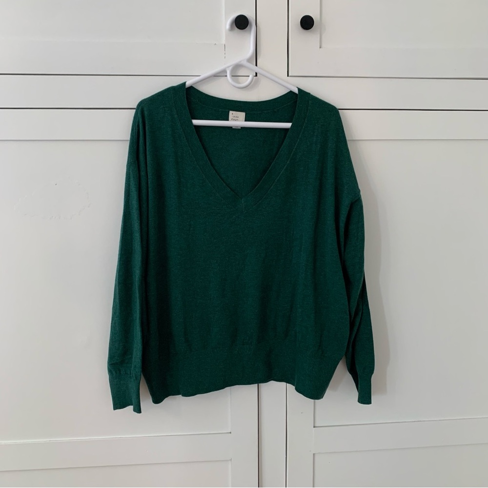 A New Day Green V Neck Sweatshirt Size XXL - Picture 2 of 10